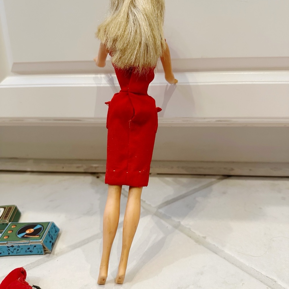 Rare Find - Vintage Mattel Blonde Living Barbie - Picture 3 of 3